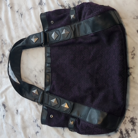 Loungefly xl weekender shoulder bag - Picture 9 of 9